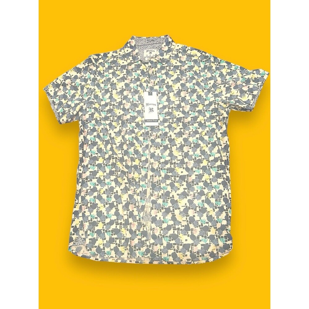 Recess Pineapples Summer Button Down Short Sleeve Men's Medium Slim Fit NWT New